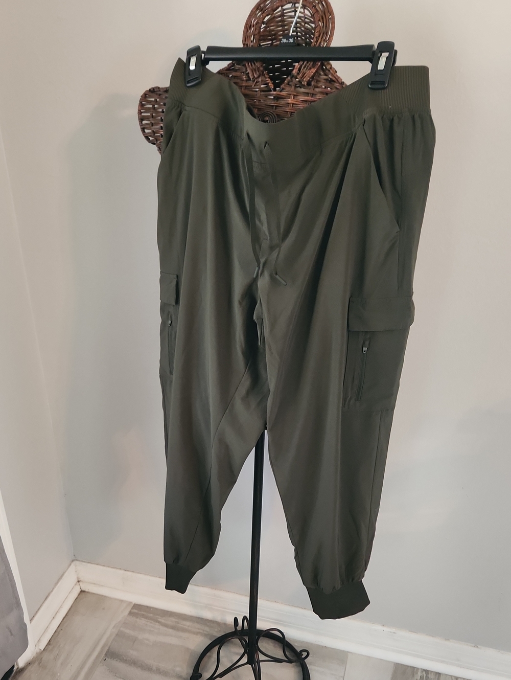 all in motion Olive Cargo Jogger Pants
